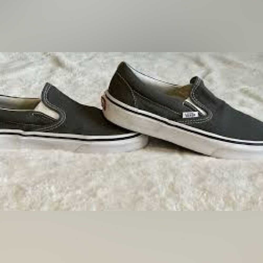 gray vans - Picture 2 of 4